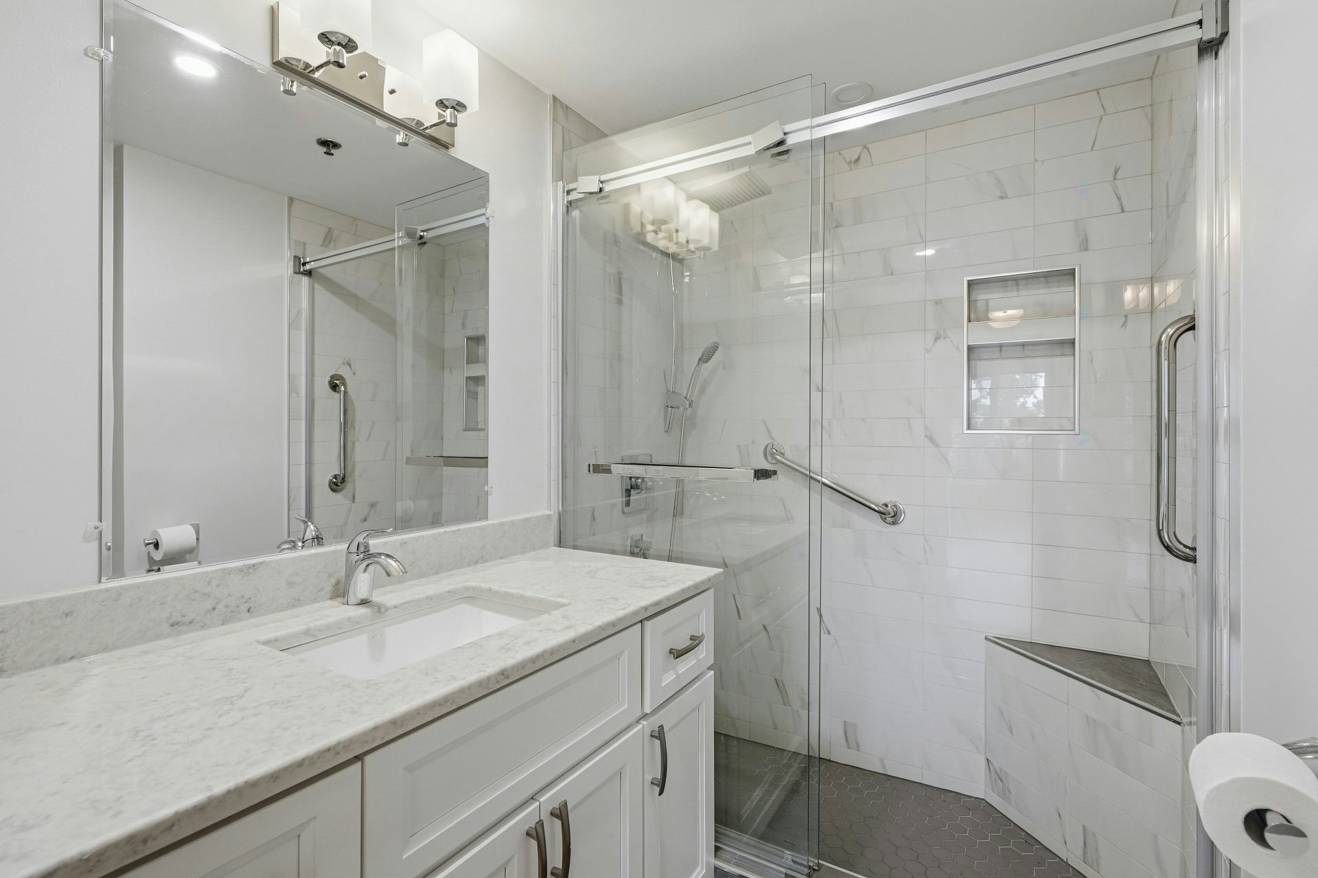 401-18 Du Bord Du Lac Lakeshore Chemin, Pointe-Claire, QC, H9S 5X9 - 13