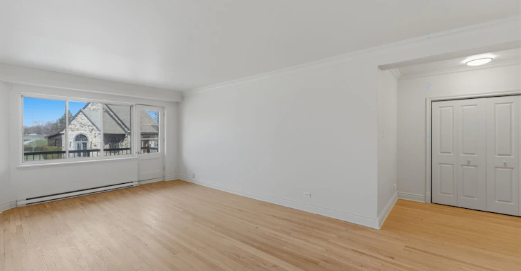 123-575 Glengarry Avenue, Mont-Royal, QC, H3R 1B3 - 2