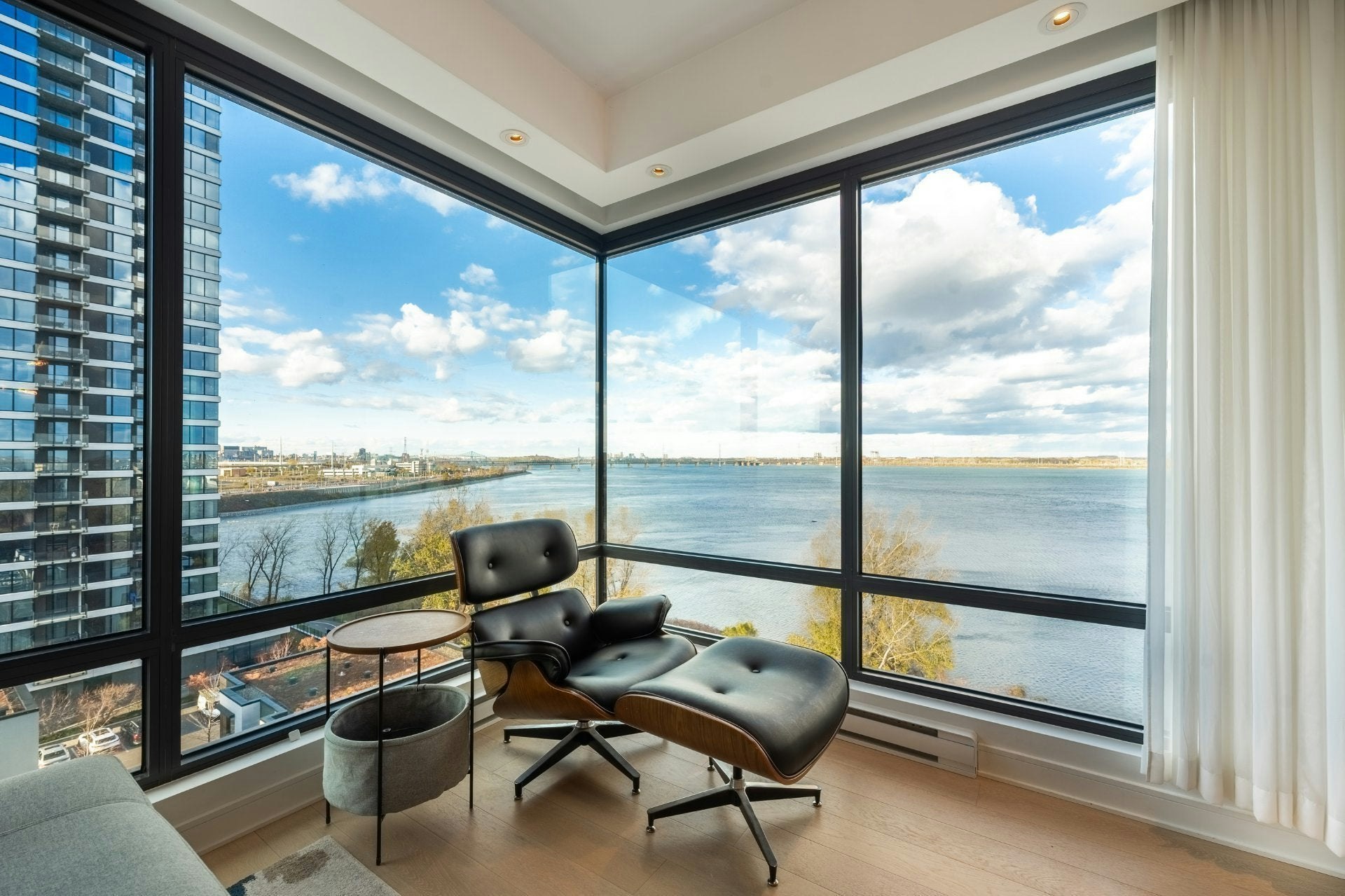 901-199 De La Rotonde Rue, Montréal, QC, H3E 0C1