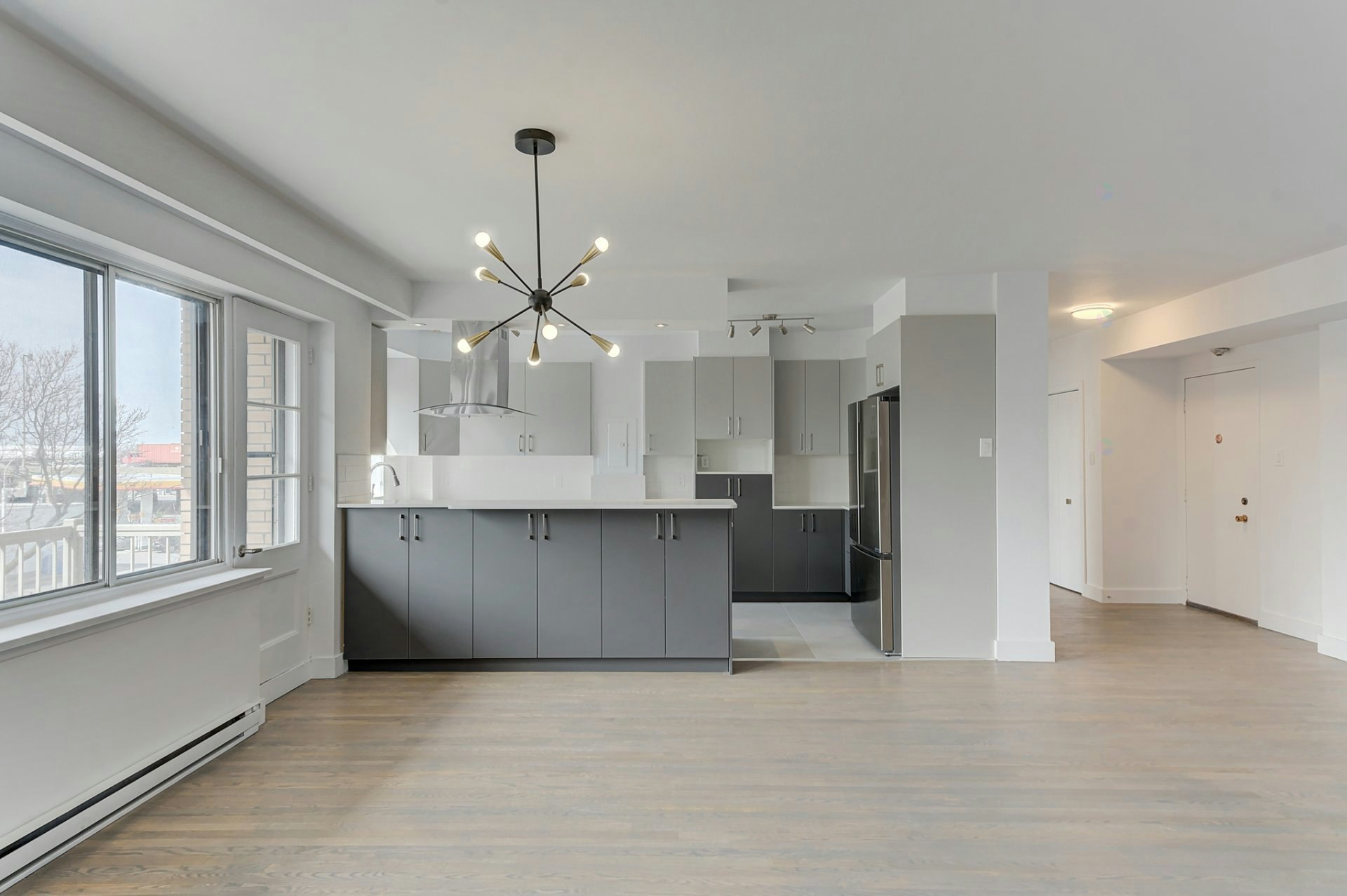208-575 Glengarry Avenue, Mont-Royal, QC, H3R 1B3 - 8