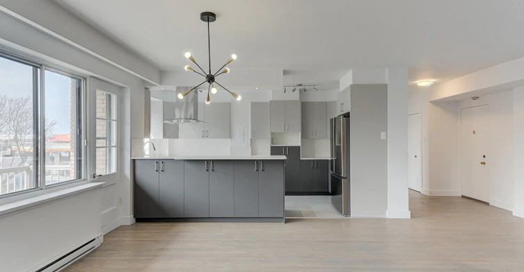 208-575 Glengarry Avenue, Mont-Royal, QC, H3R 1B3 - 8