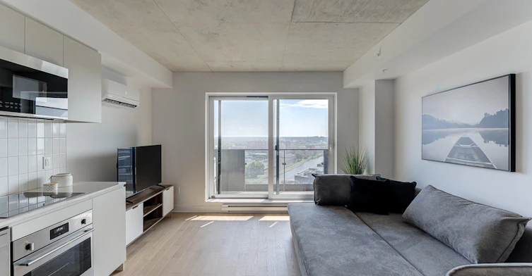 2319-100 Murray Rue, Montréal, QC, H3C 1A2 - 2