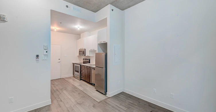 A104-5200 Gatineau Avenue, Montréal, QC, H3T 1W9 - 7