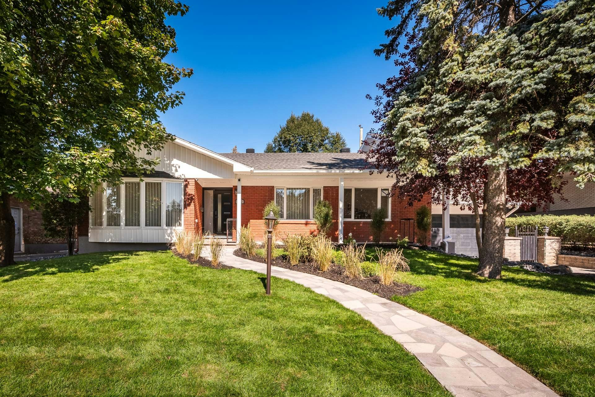 180 Berkley Avenue, Longueuil, QC, J4P 3E1