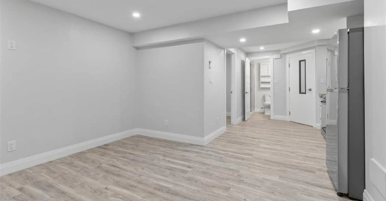 Basement-18 Greyhawk Street, Kitchener, ON, N2K 0C5 - 12