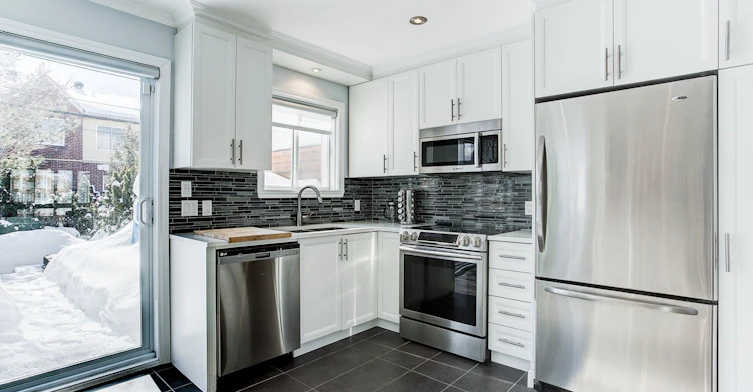 3181 De La Forge Rue, Montréal, QC, H1Y 3J1 - 18