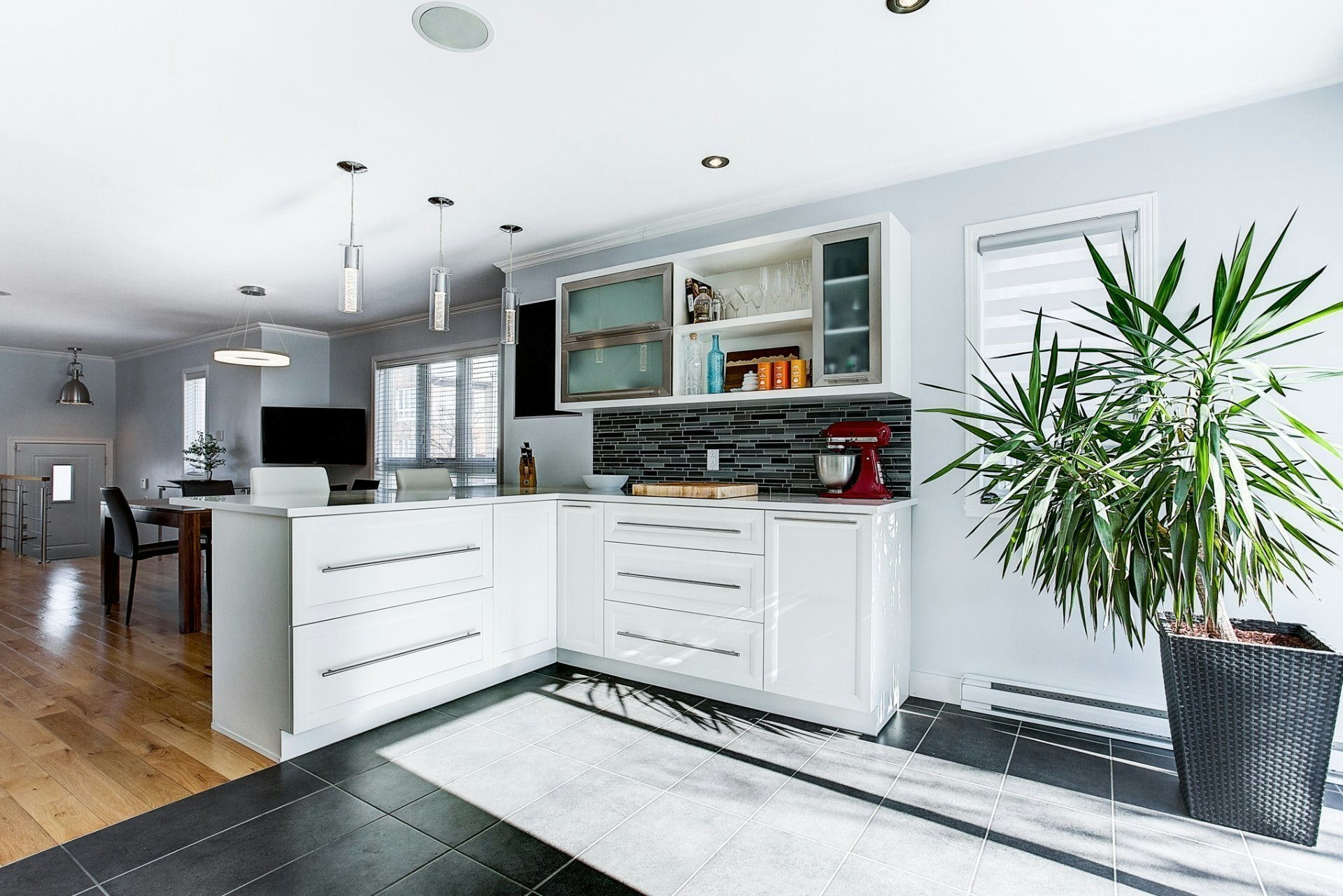 3181 De La Forge Rue, Montréal, QC, H1Y 3J1 - 17