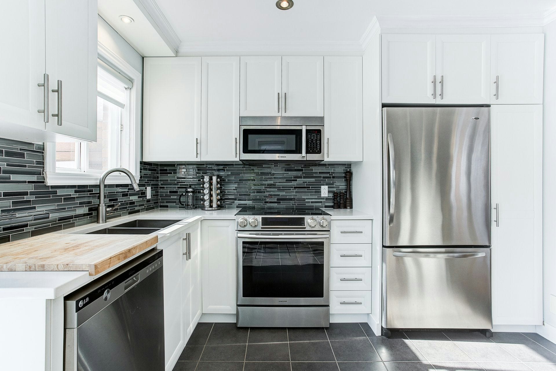 3181 De La Forge Rue, Montréal, QC, H1Y 3J1 - 19