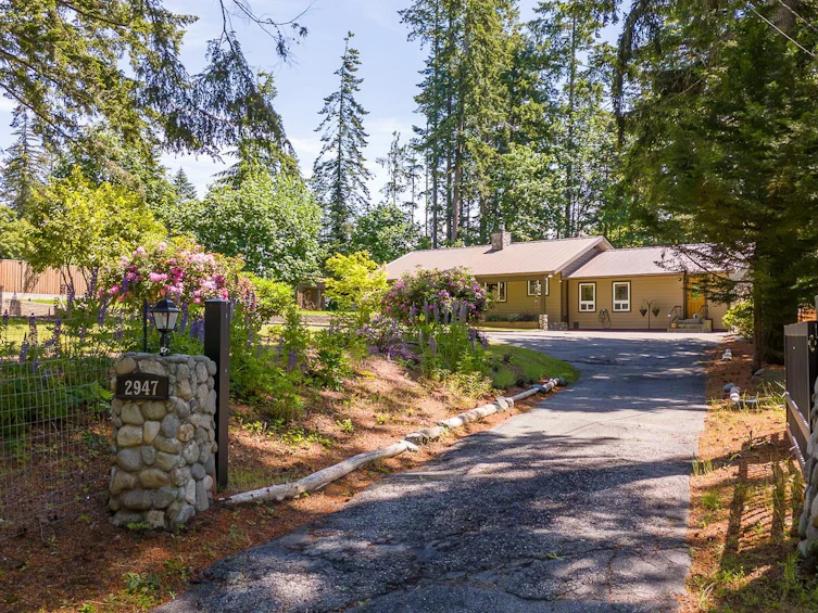 2947 York Road, Campbell River, BC, V9H 1A3 - 2