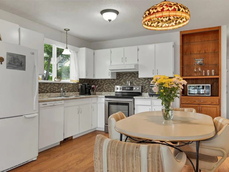 555 Thulin Street, Campbell River, BC, V9W 2L2 - 8