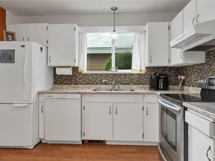 555 Thulin Street, Campbell River, BC, V9W 2L2 - 9