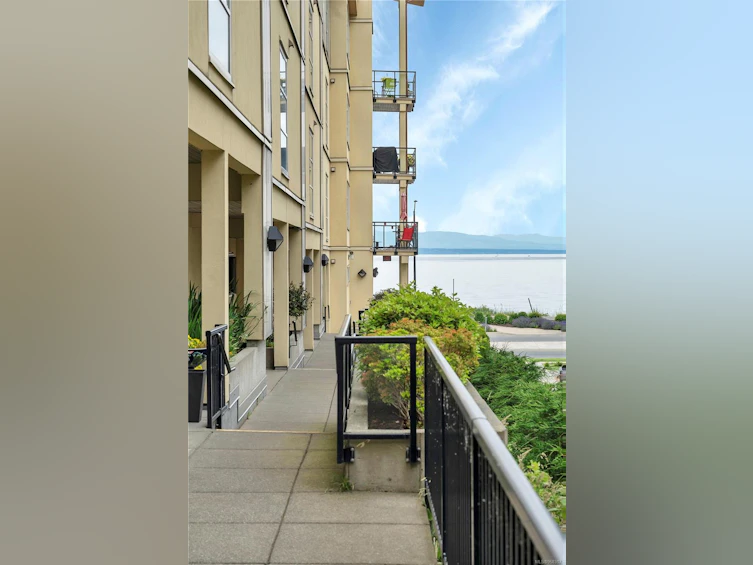 203-1392 Island Highway, Campbell River, BC, V9W 1B7 - 43