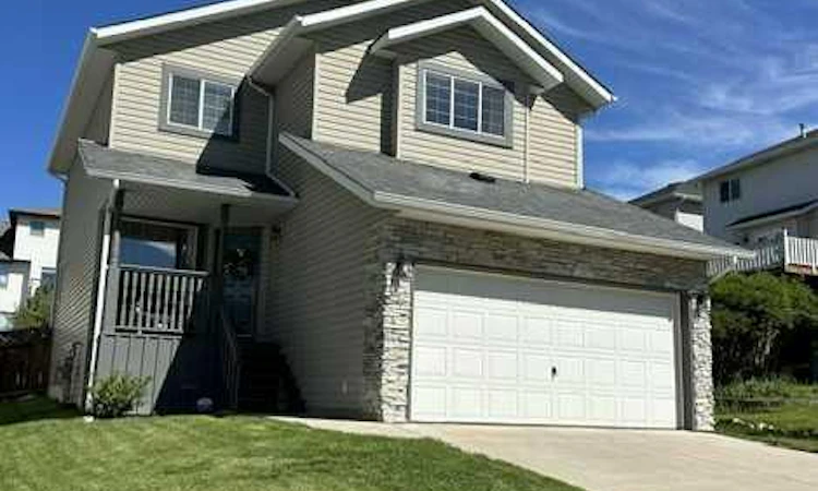 194 Arbour Stone Rise NW