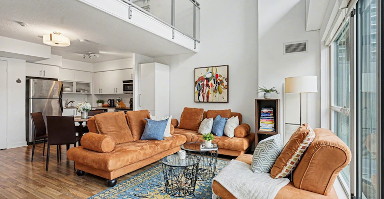 80 Western Battery 207 Road, Toronto, ON, M6K 3S1 - 3