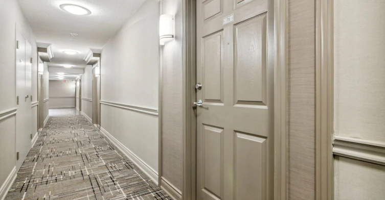 711-19 Barberry Place, Toronto, ON, M2K 3E3 - 4