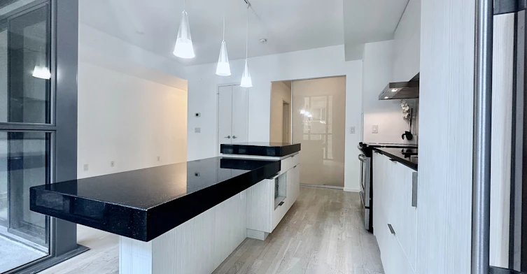 720-101 Charles Street E, Toronto, ON, M4Y 0A9 - 4