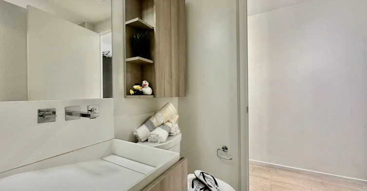 720-101 Charles Street E, Toronto, ON, M4Y 0A9 - 5