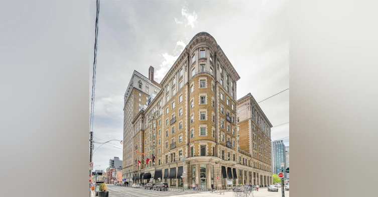 319-22 Leader Lane, Toronto, ON, M5E 0B2