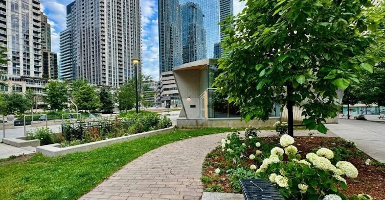 2002-801 Bay Street, Toronto, ON, M5S 1Y9 - 4