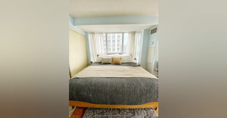 2302-761 Bay Street, Toronto, ON, M5G 2R2 - 26