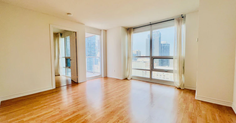 2302-761 Bay Street, Toronto, ON, M5G 2R2 - 5