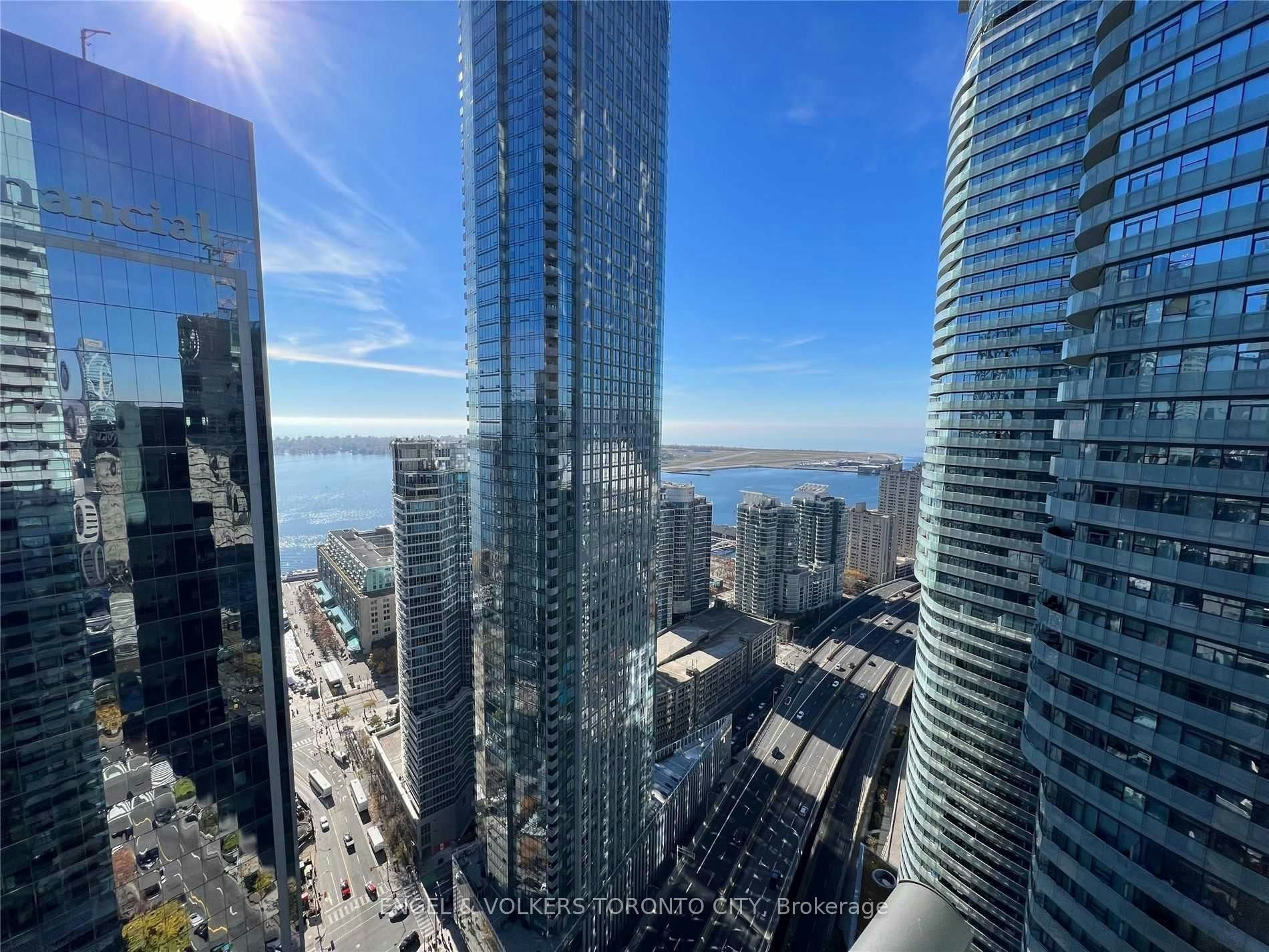 3910-55 Bremner Boulevard, Toronto, ON, M5J 0A6 - 19