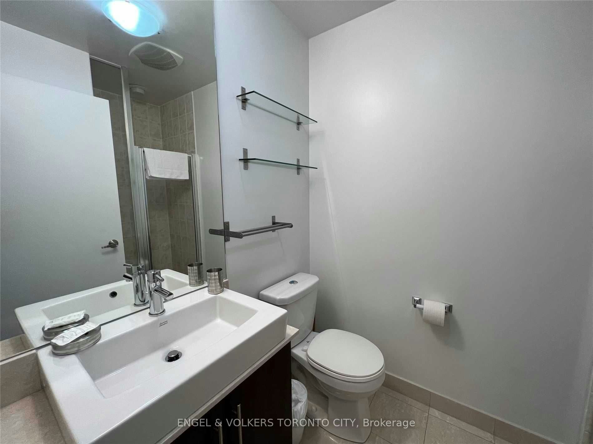 3910-55 Bremner Boulevard, Toronto, ON, M5J 0A6 - 15
