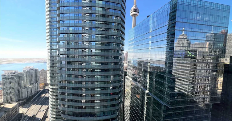 3910-55 Bremner Boulevard, Toronto, ON, M5J 0A6 - 18