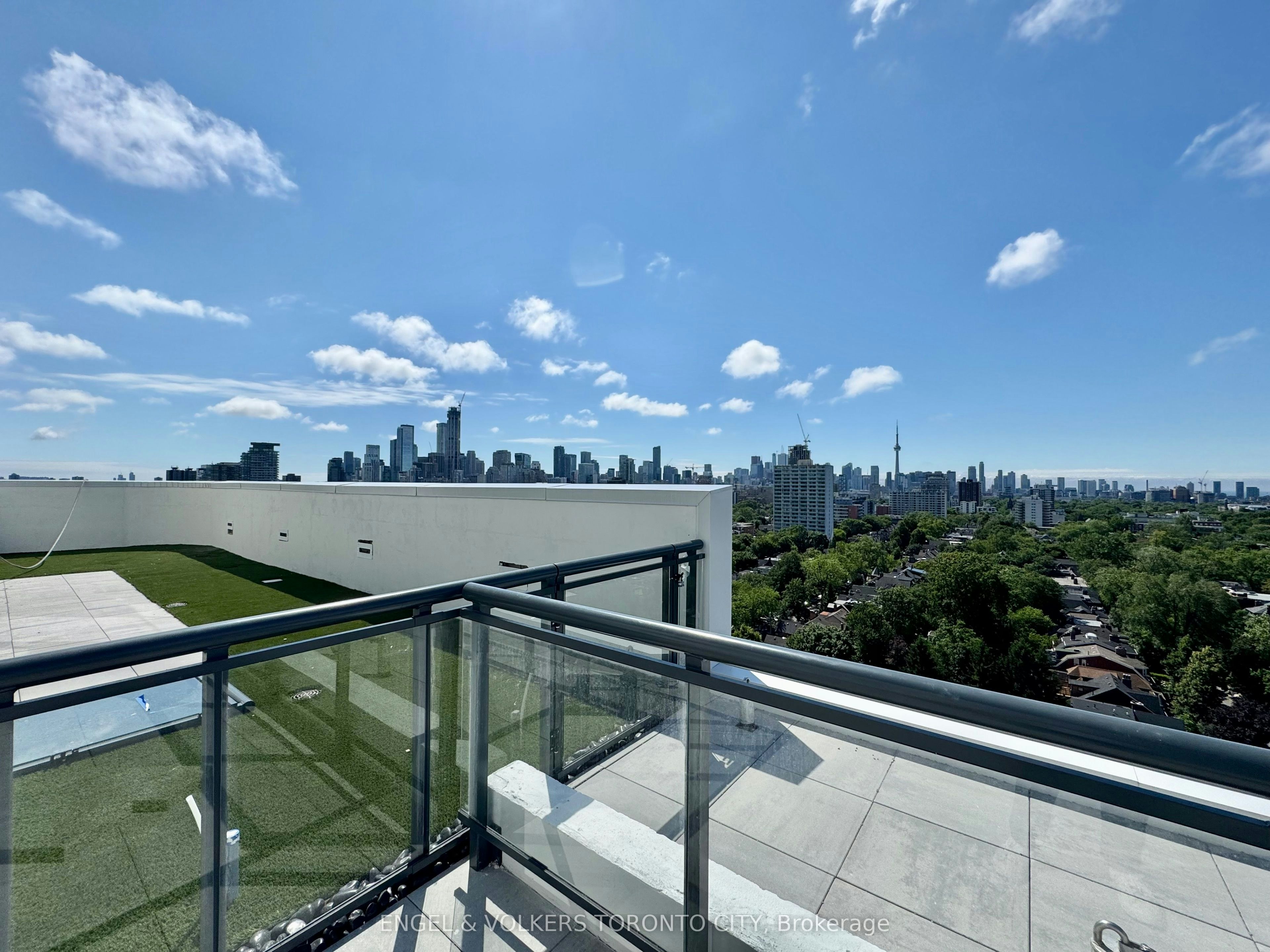 207-322 Dupont Street, Toronto, ON, M5A 0E3 - 16