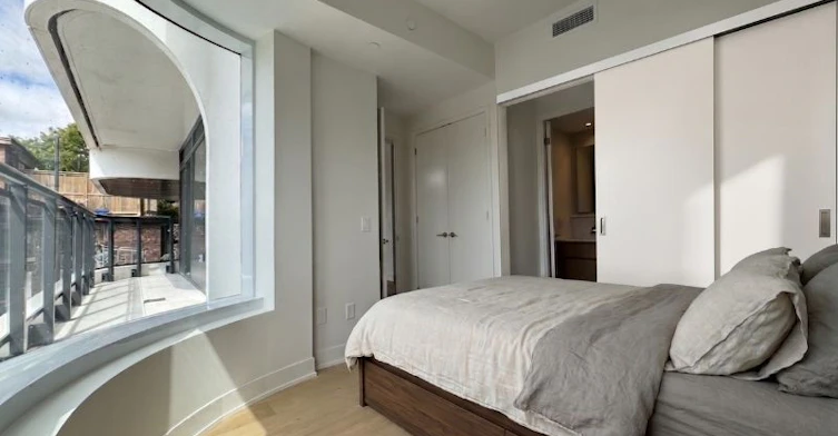 207-322 Dupont Street, Toronto, ON, M5A 0E3 - 7