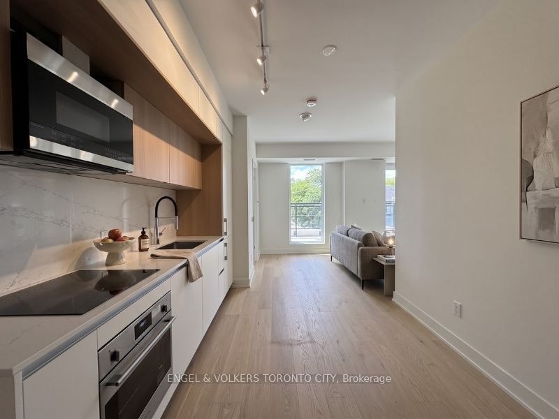 207-322 Dupont Street, Toronto, ON, M5A 0E3 - 4