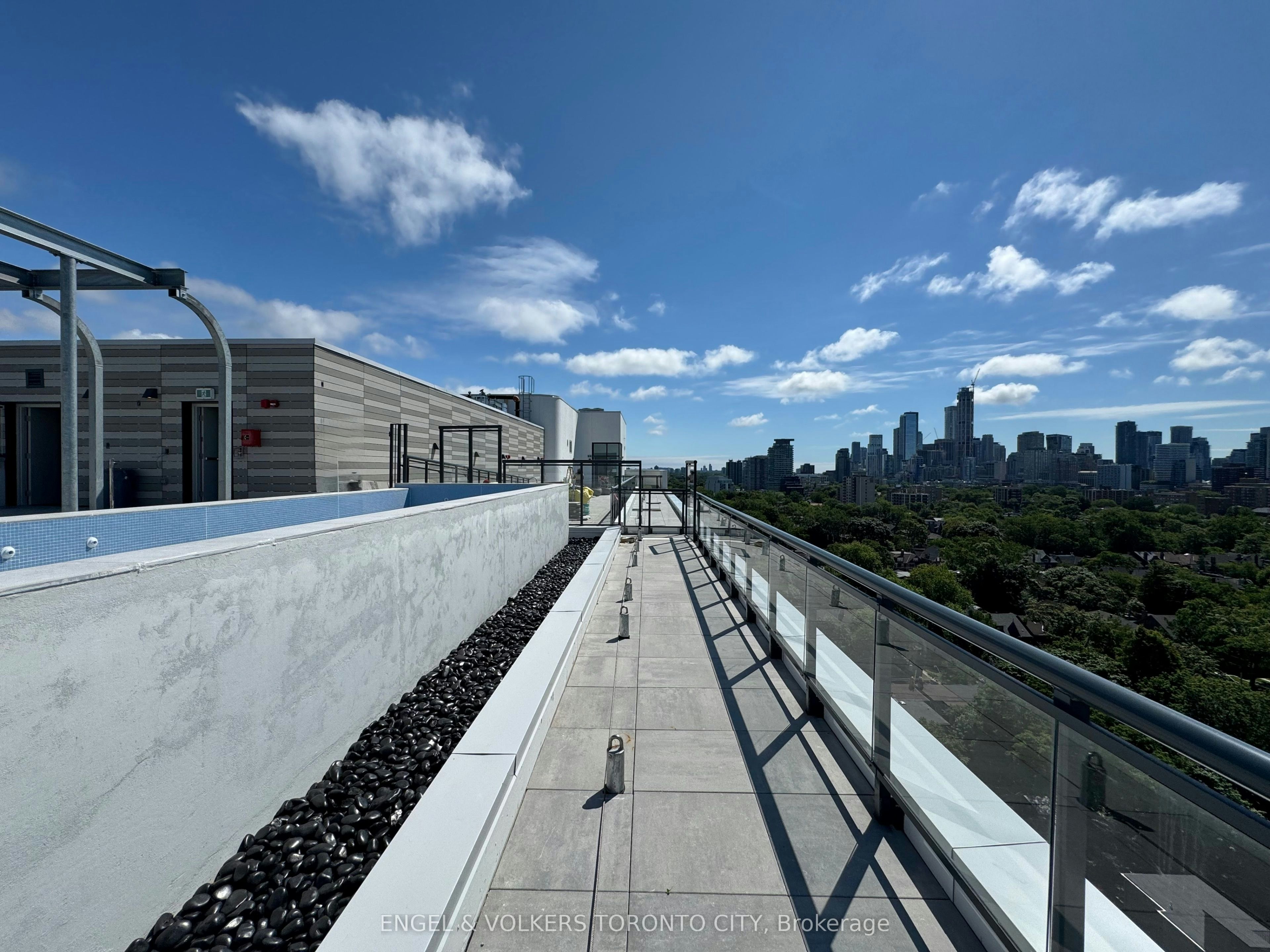 207-322 Dupont Street, Toronto, ON, M5A 0E3 - 19
