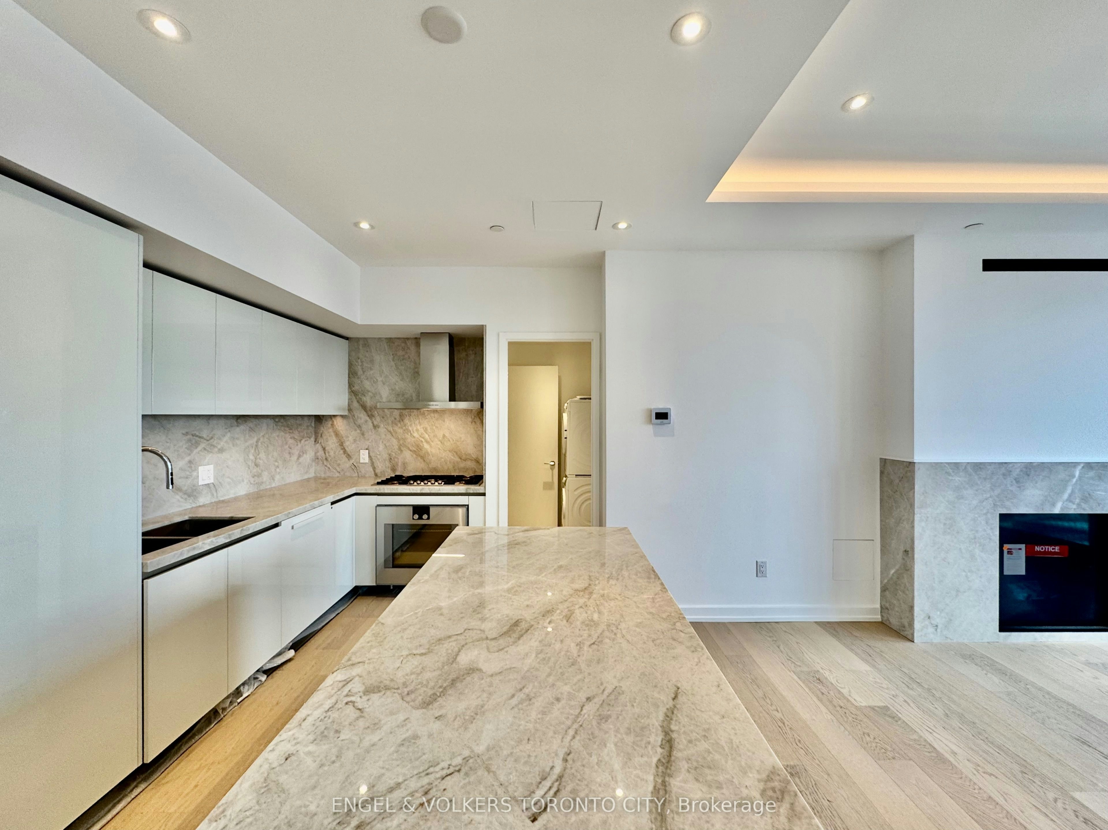1303-1315 Bay Street, Toronto, ON, M5R 1E9 - 4