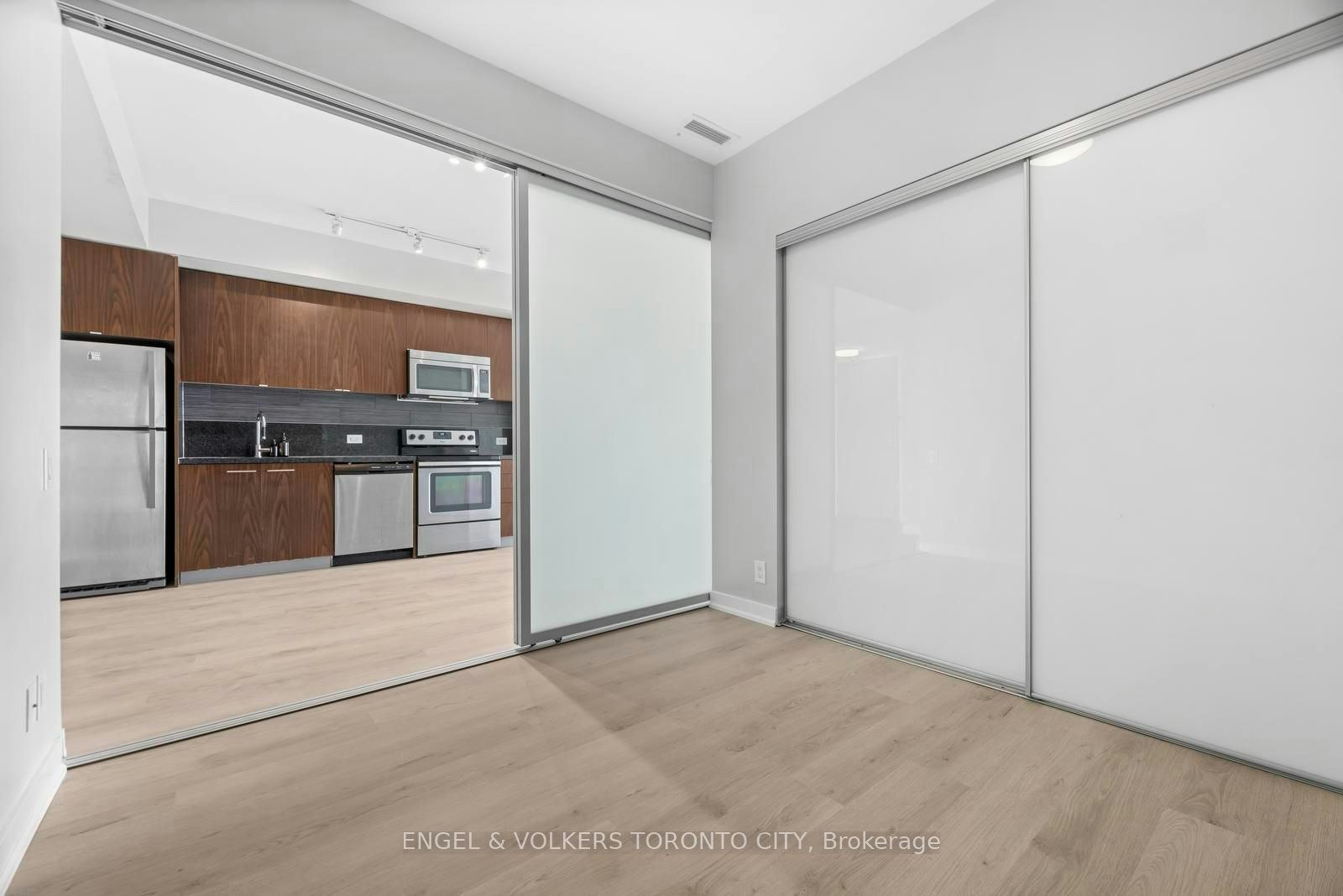1009-390 Cherry Street, Toronto, ON, M5A 0E2 - 8