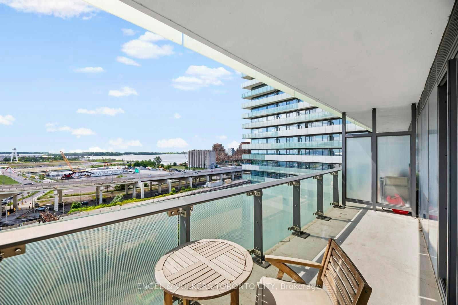 1009-390 Cherry Street, Toronto, ON, M5A 0E2 - 11