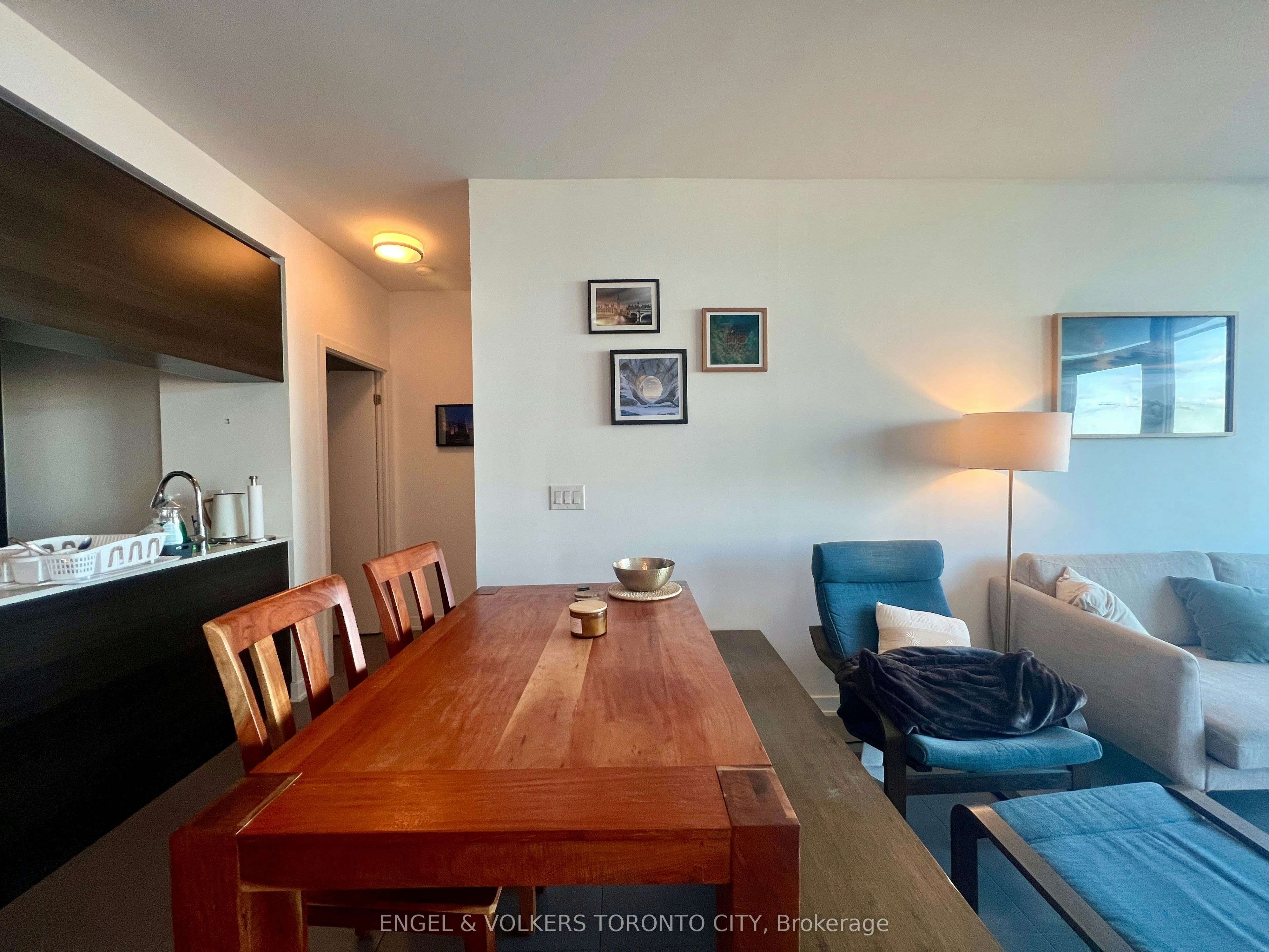 1608-1 Market Street, Toronto, ON, M5E 0A2 - 9