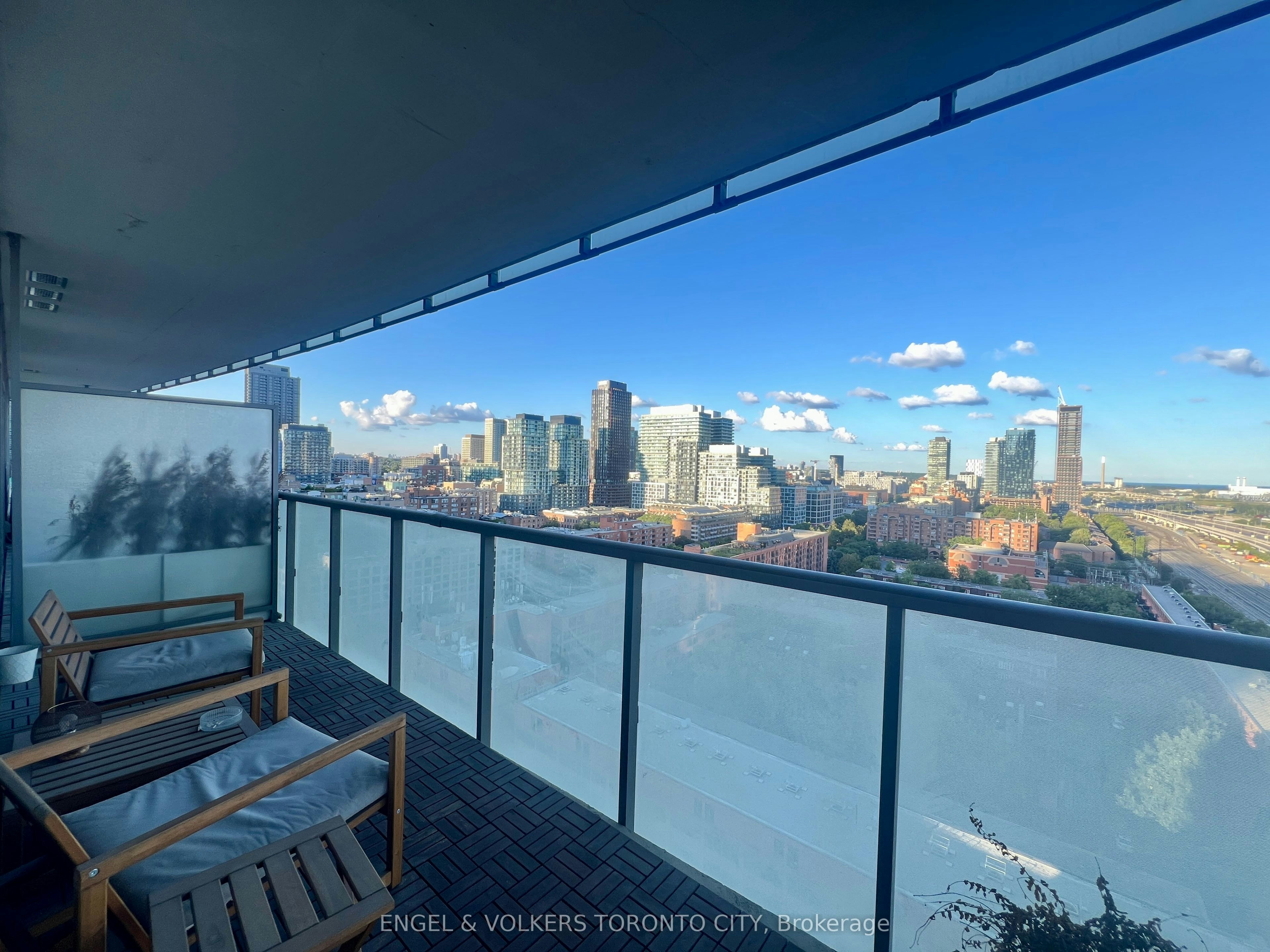 1608-1 Market Street, Toronto, ON, M5E 0A2 - 4