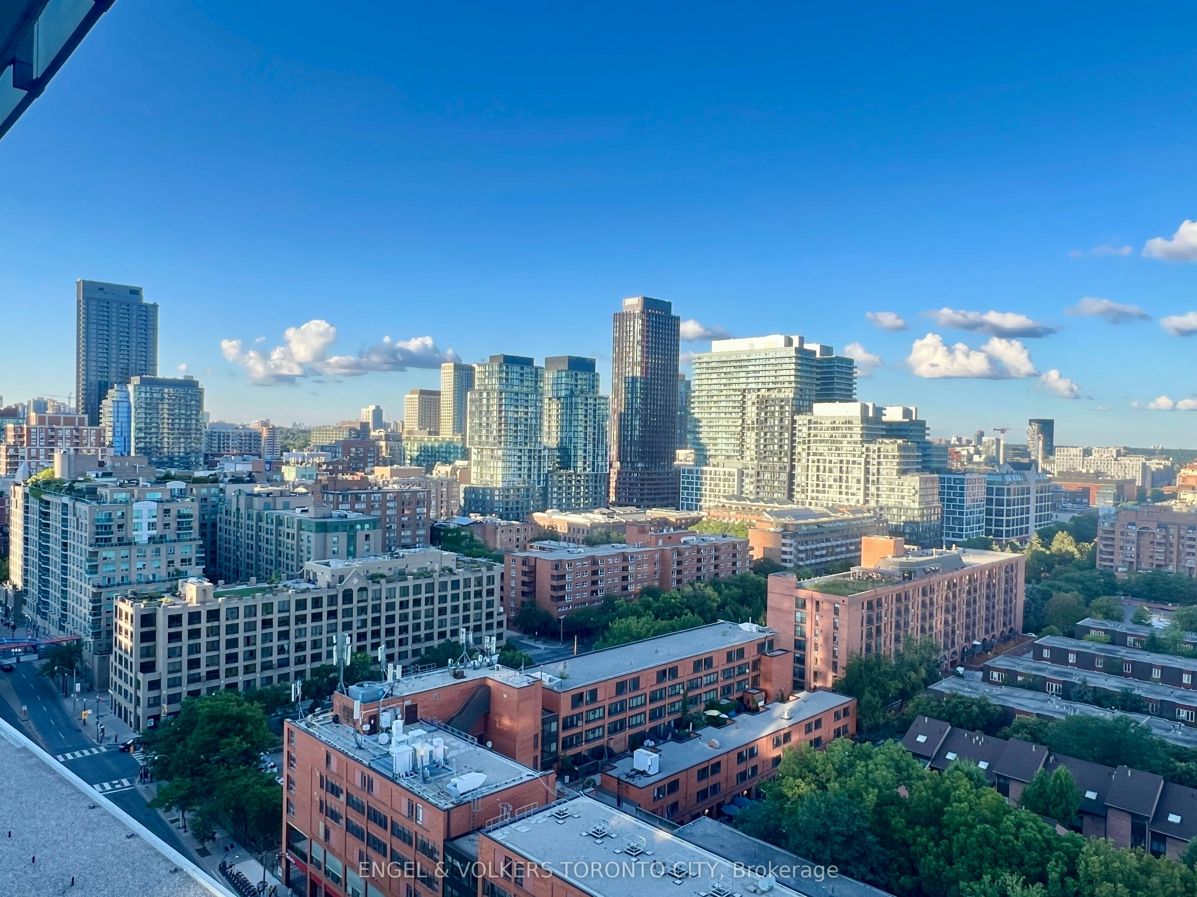 1608-1 Market Street, Toronto, ON, M5E 0A2