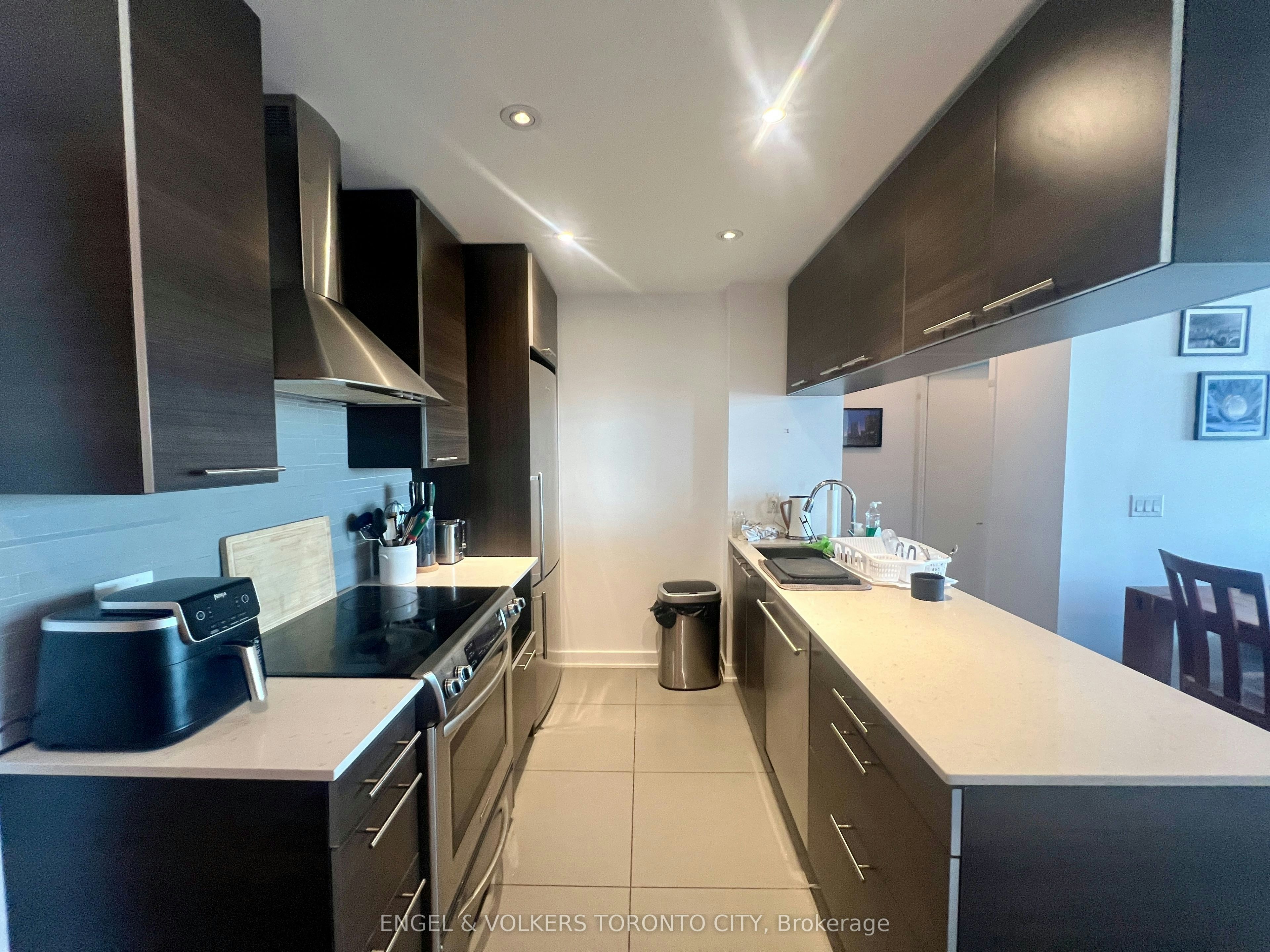 1608-1 Market Street, Toronto, ON, M5E 0A2 - 11