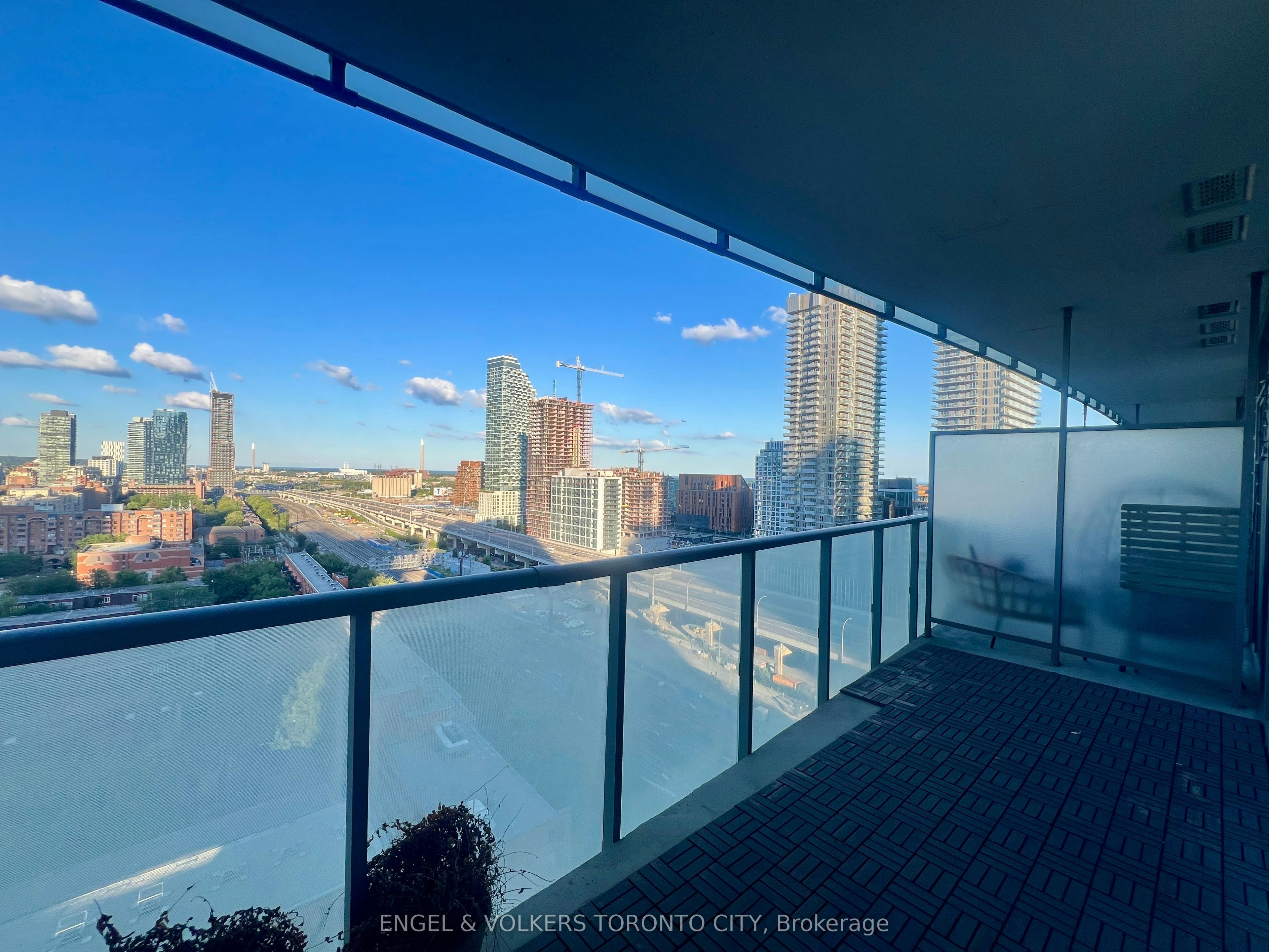 1608-1 Market Street, Toronto, ON, M5E 0A2 - 5