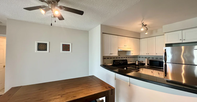2215-7 Lorraine Drive, Toronto, ON, M2N 7H2 - 9