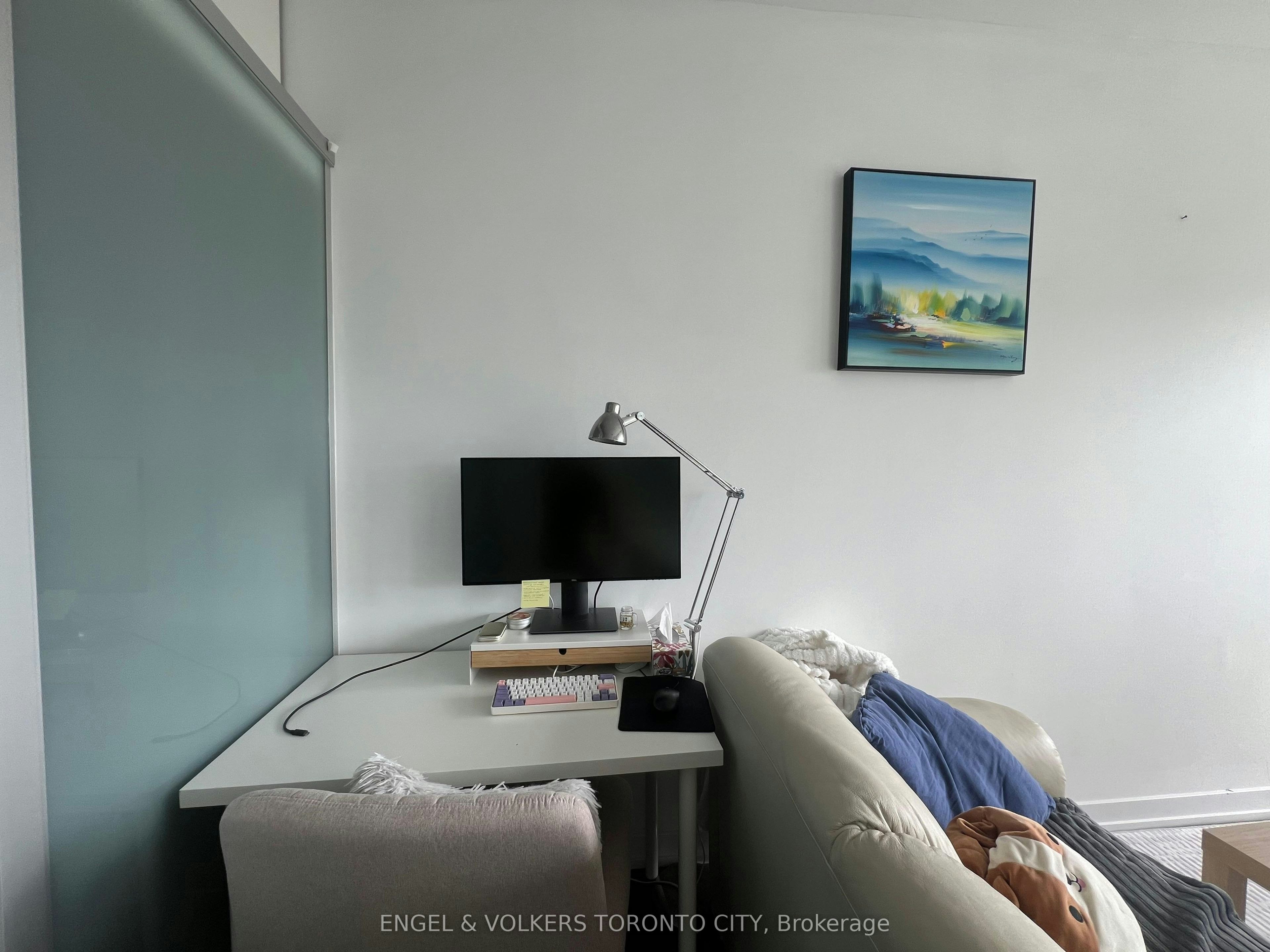 3705-426 University Avenue, Toronto, ON, M5G 1S9 - 4