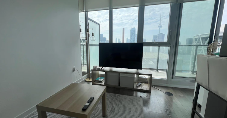 3705-426 University Avenue, Toronto, ON, M5G 1S9 - 5