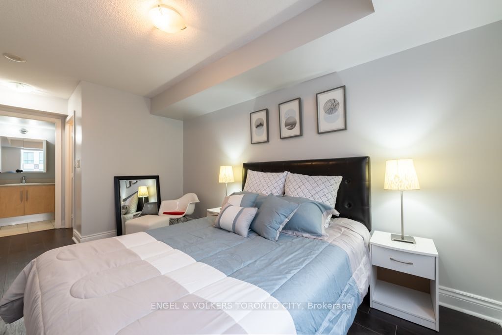 307-20 Blue Jays Way, Toronto, ON, M5V 3W6 - 9