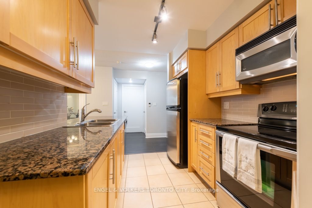 307-20 Blue Jays Way, Toronto, ON, M5V 3W6 - 23