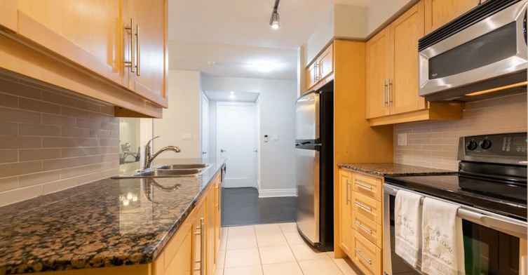 307-20 Blue Jays Way, Toronto, ON, M5V 3W6 - 23