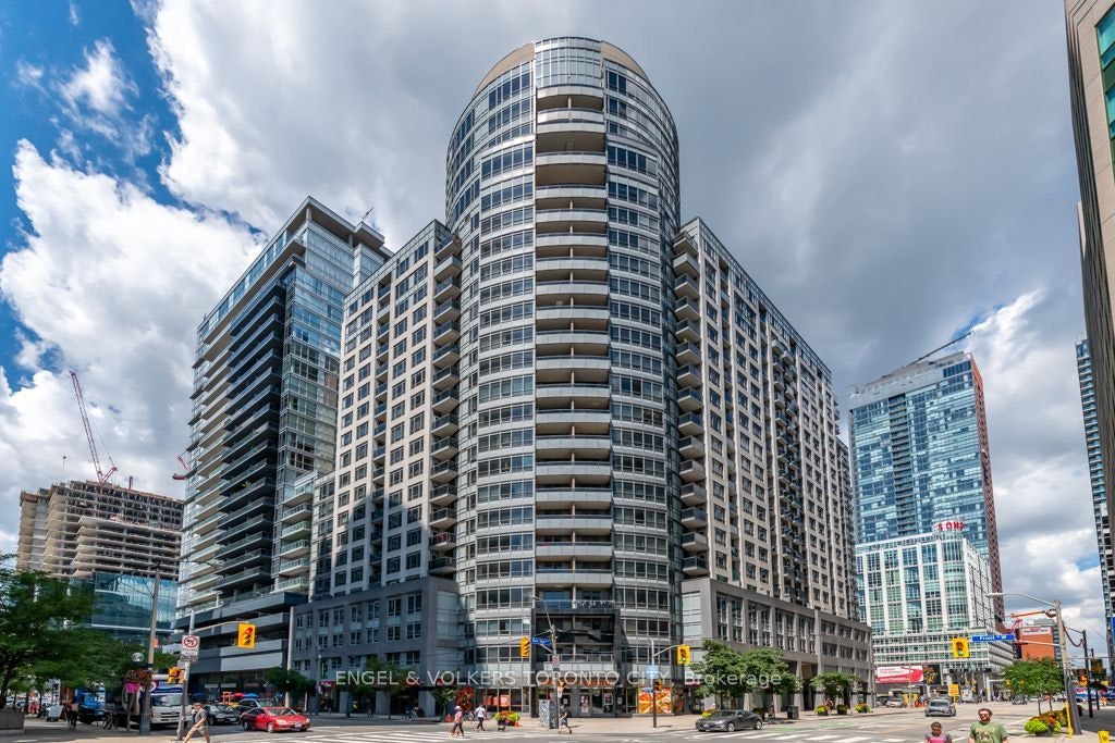 307-20 Blue Jays Way, Toronto, ON, M5V 3W6 - 32
