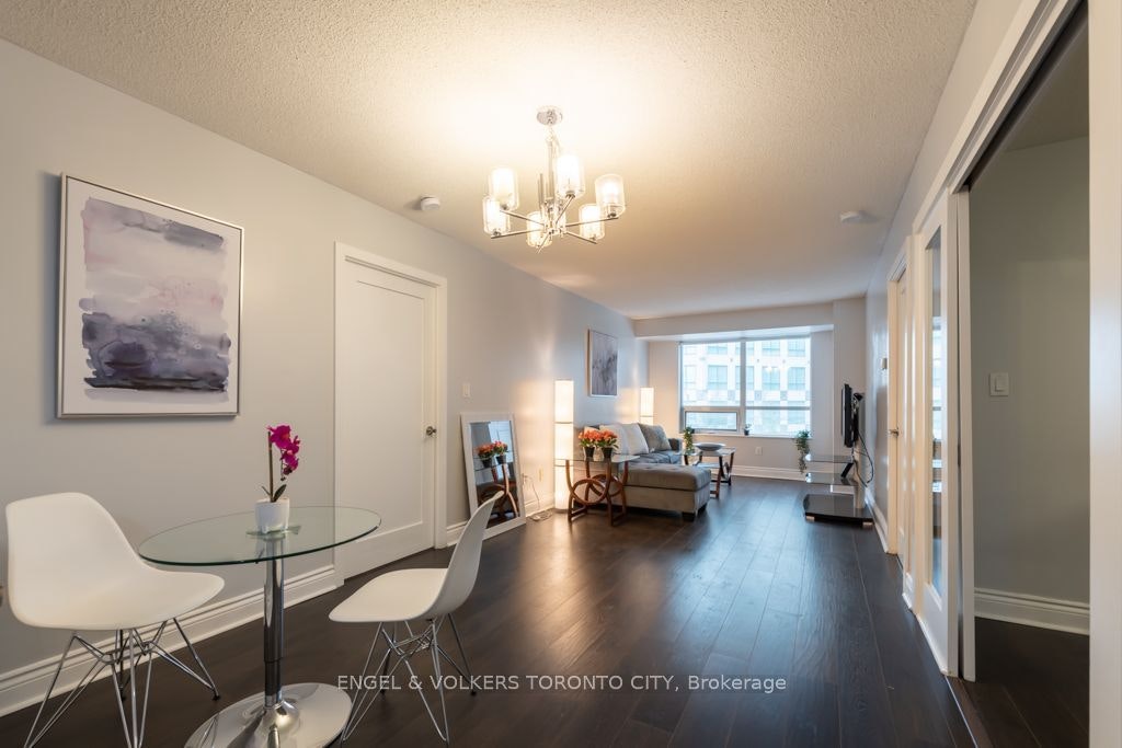 307-20 Blue Jays Way, Toronto, ON, M5V 3W6 - 20