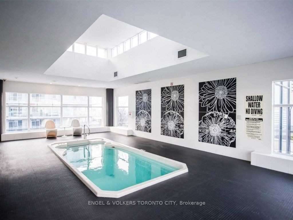 307-20 Blue Jays Way, Toronto, ON, M5V 3W6 - 36