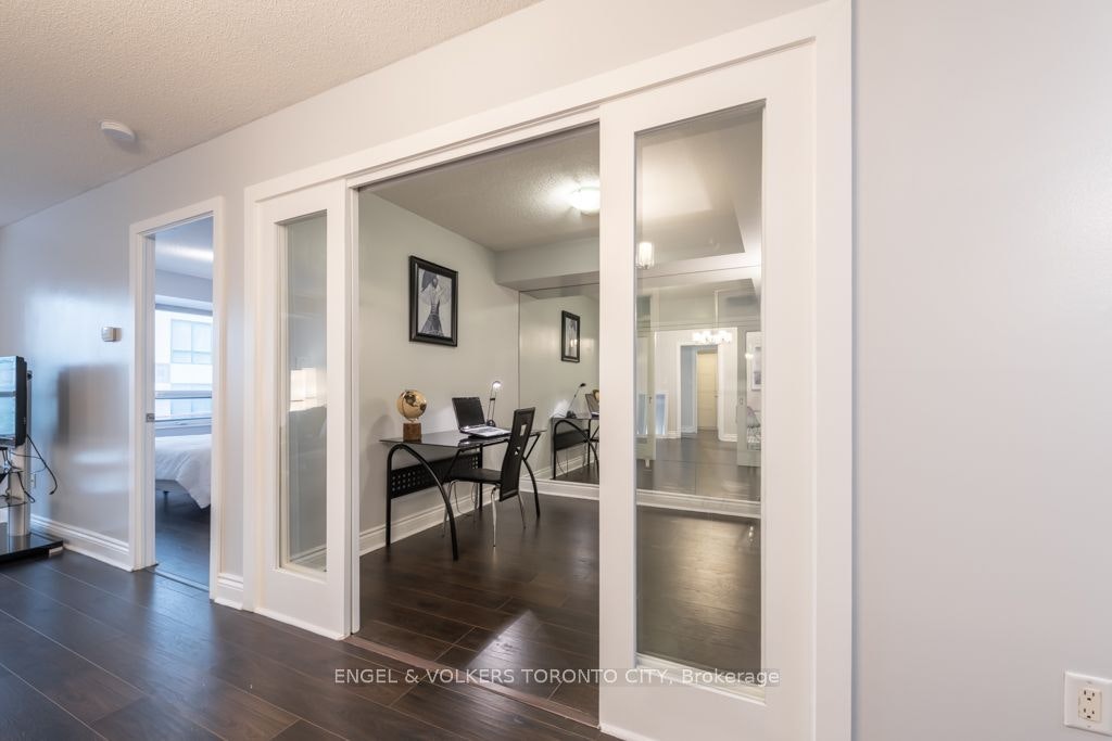 307-20 Blue Jays Way, Toronto, ON, M5V 3W6 - 15
